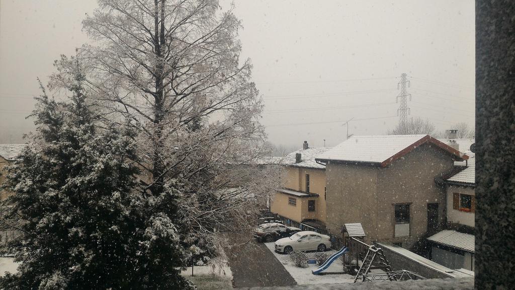 Affittacamere Valchiavenna - Foresteria Lombarda Con Parcheggio Privato Sul Posto! Apprezzata Gestione Familiare Dal 2012, Qualita-Prezzo Top! "Guest-House With Private Parking On Site! Appreciated Family Management Since 2012, Quality-Price Top!" מראה חיצוני תמונה