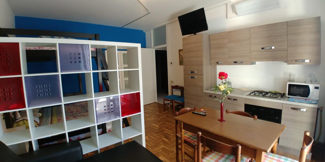 Affittacamere Valchiavenna - Foresteria Lombarda Con Parcheggio Privato Sul Posto! Apprezzata Gestione Familiare Dal 2012, Qualita-Prezzo Top! "Guest-House With Private Parking On Site! Appreciated Family Management Since 2012, Quality-Price Top!" מראה חיצוני תמונה