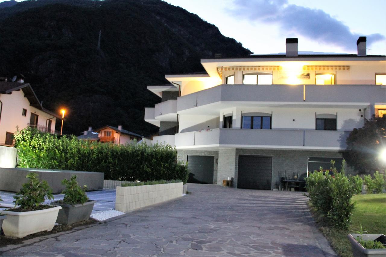 Affittacamere Valchiavenna - Foresteria Lombarda Con Parcheggio Privato Sul Posto! Apprezzata Gestione Familiare Dal 2012, Qualita-Prezzo Top! "Guest-House With Private Parking On Site! Appreciated Family Management Since 2012, Quality-Price Top!" מראה חיצוני תמונה