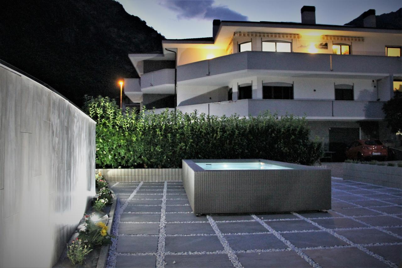Affittacamere Valchiavenna - Foresteria Lombarda Con Parcheggio Privato Sul Posto! Apprezzata Gestione Familiare Dal 2012, Qualita-Prezzo Top! "Guest-House With Private Parking On Site! Appreciated Family Management Since 2012, Quality-Price Top!" מראה חיצוני תמונה