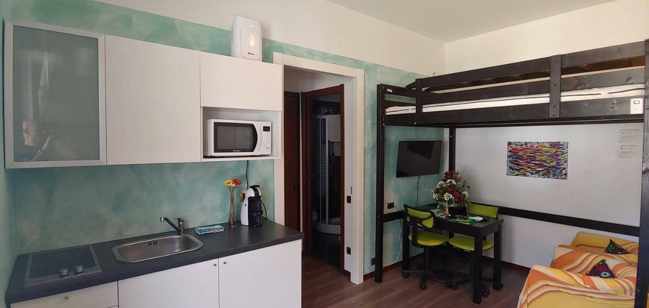 Affittacamere Valchiavenna - Foresteria Lombarda Con Parcheggio Privato Sul Posto! Apprezzata Gestione Familiare Dal 2012, Qualita-Prezzo Top! "Guest-House With Private Parking On Site! Appreciated Family Management Since 2012, Quality-Price Top!" מראה חיצוני תמונה